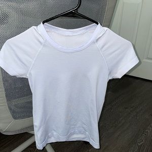 lululemon purple tee shirt size 2